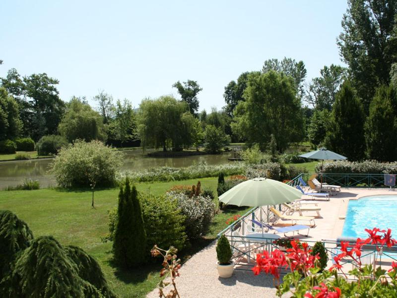 Moulin Du Soustre Bed and Breakfast Cavagnac Exteriör bild