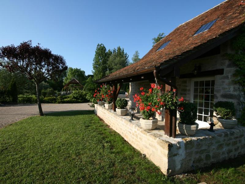 Moulin Du Soustre Bed and Breakfast Cavagnac Exteriör bild