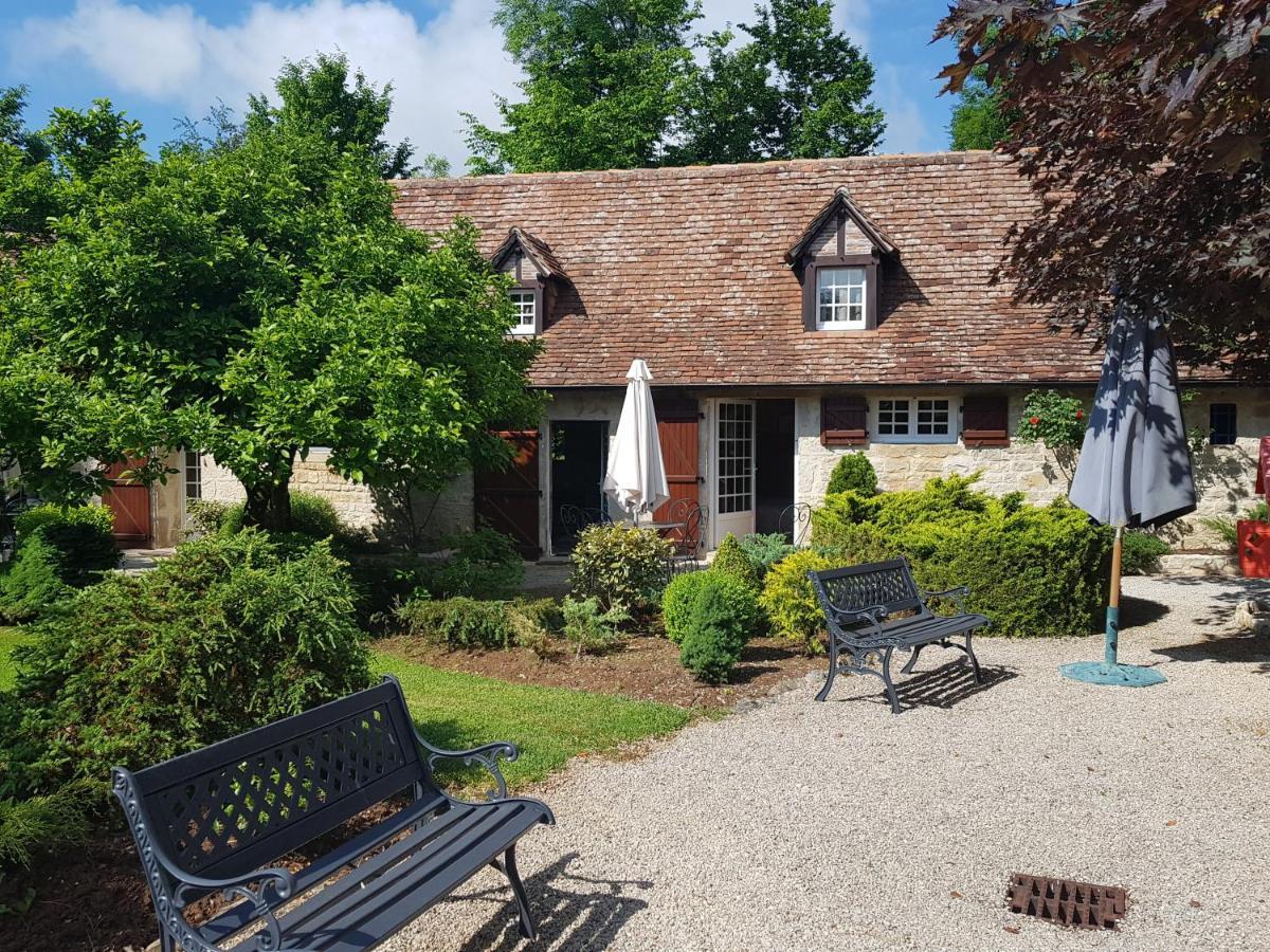 Moulin Du Soustre Bed and Breakfast Cavagnac Exteriör bild