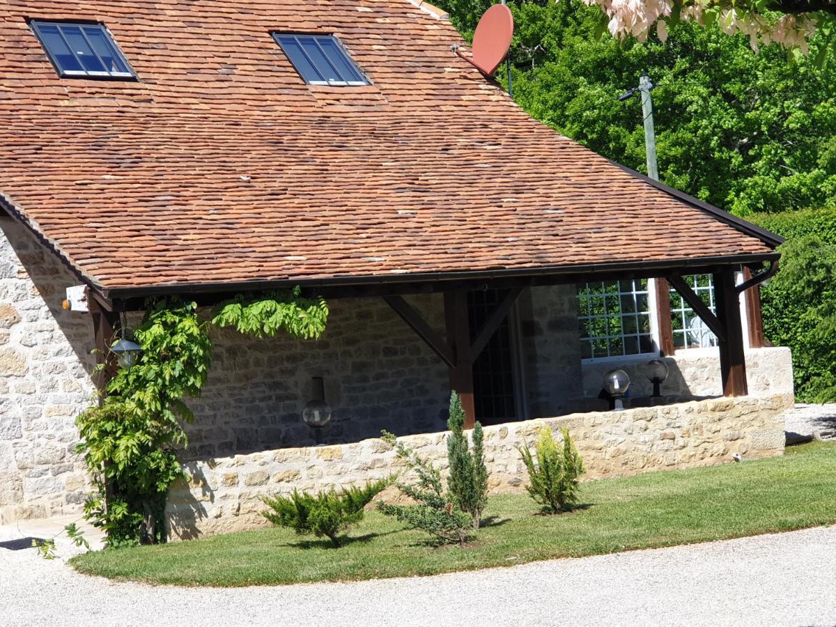 Moulin Du Soustre Bed and Breakfast Cavagnac Exteriör bild